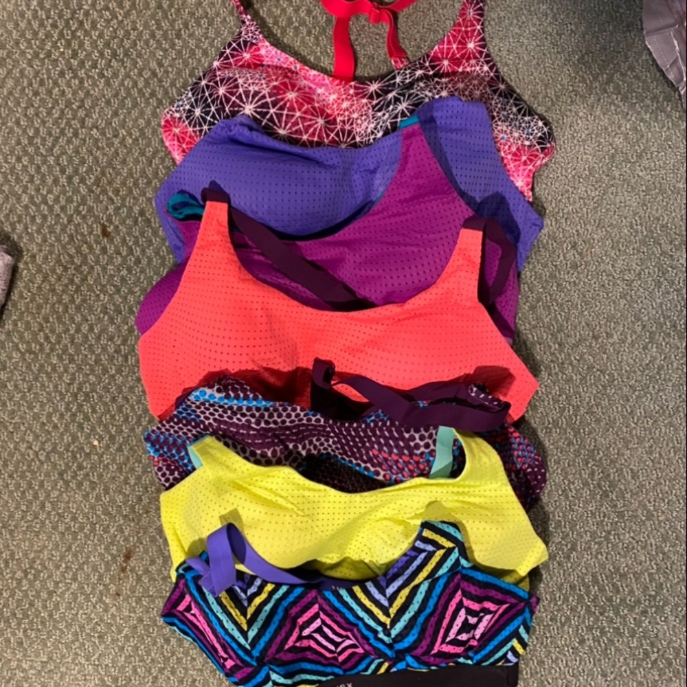 Victoria’s Secret Pull over sports bras